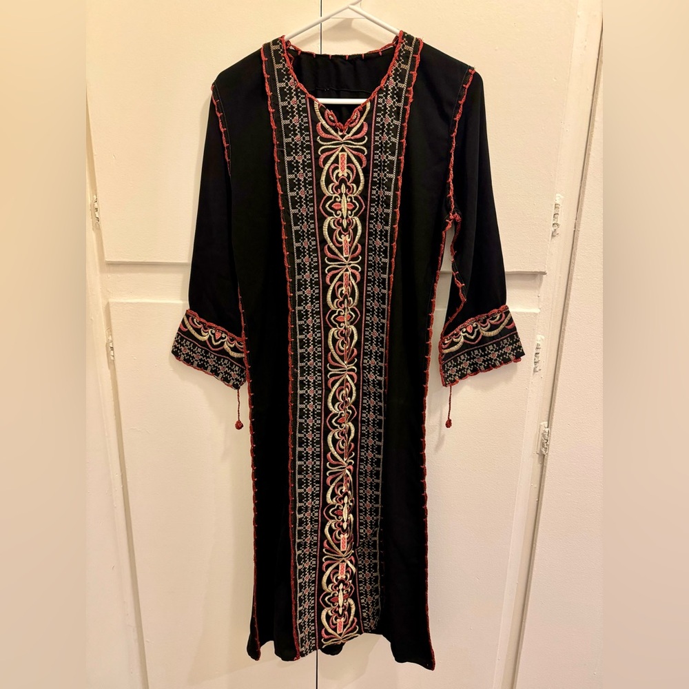 Traditional Middle Eastern Women’s Dress